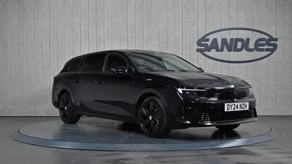 Used Vauxhall Astra S 131 HP (96 kW) 2024 Black Estate