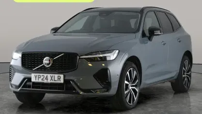 Usado Volvo XC60 Plus 250 HP (183 kW) 2024 Cinzento SUV