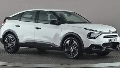 Używany Citroën C4 PureTech 101 KM (74 kW) 2023 Biały SUV