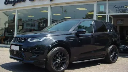Used Land Rover Discovery Sport SE Dynamic 309 HP (227 kW) 2024 Black SUV