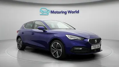 Used Seat Leon XCELLENCE Lux 204 HP (150 kW) 2021 Blue Hatchback