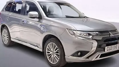 Used Mitsubishi Outlander P-HEV 224 HP (164 kW) 2020 Estate