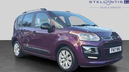 Used Citroën C3 PureTech 110 HP (80 kW) 2016 MPV