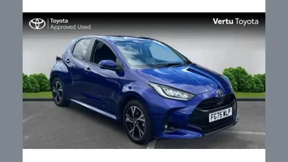 Used Toyota Yaris Design 116 HP (85 kW) 2025 Blue Hatchback