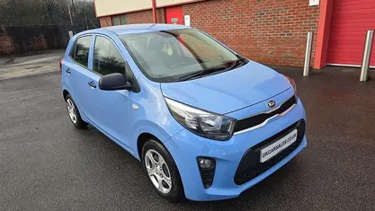 Used Kia Picanto 67 HP (49 kW) 2019 Blue Hatchback
