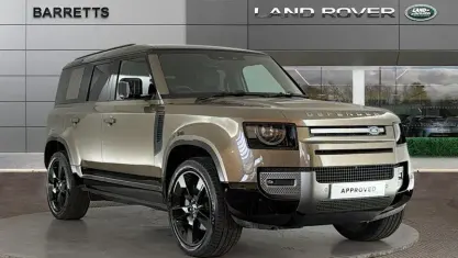 Used Land Rover Defender HSE Dynamic 350 HP (257 kW) 2025 Brown SUV