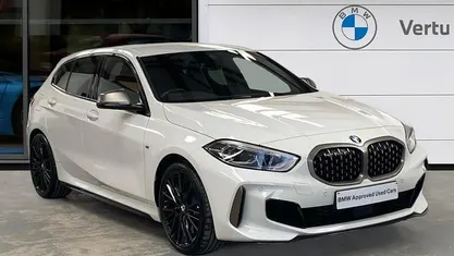 Begagnad BMW M135 306 HK (225 kW) 2024 Halvkombi