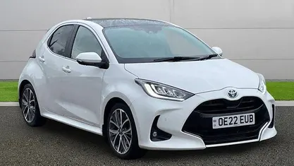 Begagnad Toyota Yaris Hybrid 116 HK (85 kW) 2025 Halvkombi