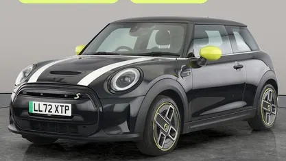 Used Mini Cooper Level 2 135 kW (184 HP) 2023 Hatchback