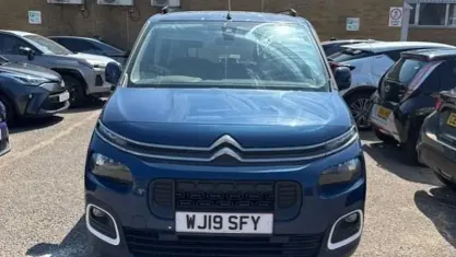 Used Citroën Berlingo Flair 102 HP (75 kW) 2019 Blue MPV
