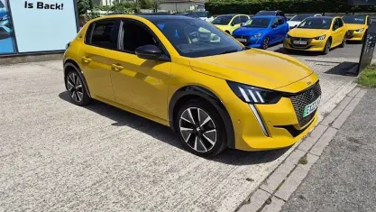 Used Peugeot e-208 Premium 100 kW (136 HP) 2022 Hatchback