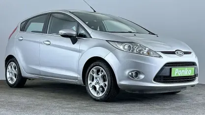 Used Ford Fiesta Zetec 82 HP (60 kW) 2011 Silver Hatchback