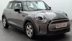 Used 2022 Mini Cooper Classic Hatchback | £14,100 (Fair price)