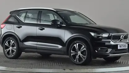 Begagnad Volvo XC40 Inscription 262 HK (192 kW) 2021 Svart SUV