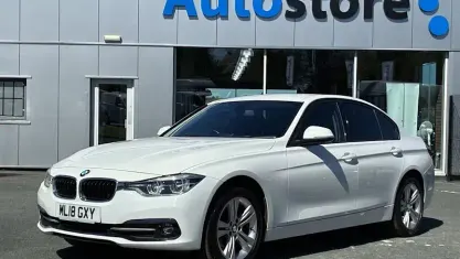 Begagnad BMW 320 Sport Line 190 HK (139 kW) 2018 Sedan