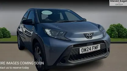 Used Toyota Aygo X PURE 72 HP (52 kW) 2025 SUV
