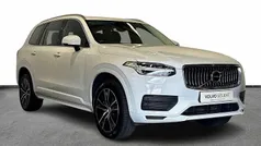 White Used 2022 Volvo XC90 Momentum SUV | £33,250 (Fair price)