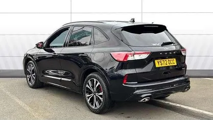 Second-hand Ford Kuga ST-Line X 190 CP (139 kW) 2022 Negru SUV