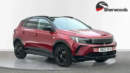 Used Vauxhall Grandland X S 131 HP (96 kW) 2023 Red SUV