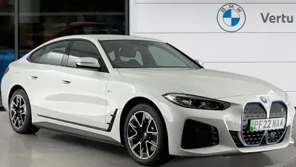 Used BMW i4 Comfort Edition 250 kW (340 HP) 2022 Mineral white Sedan