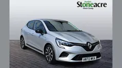 Used 2022 Renault Clio V Evolution Hatchback | £11,750 (Fair price)