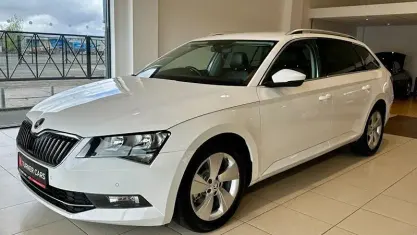Gebraucht Skoda Superb SE Technology 150 PS (110 kW) 2017 Kombi