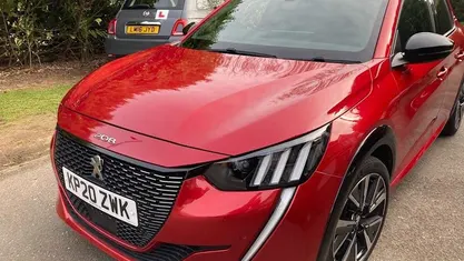 Used Peugeot 208 GT-line 102 HP (75 kW) 2020 Red Hatchback