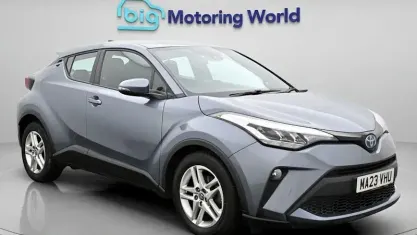 Używany Toyota C-HR 122 KM (89 kW) 2023 SUV