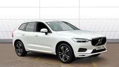 White Used 2020 Volvo XC60 Momentum SUV | £22,088 (Fair price)