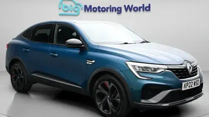 Usado Renault Arkana R.S. 145 CV (106 kW) 2022 Azul SUV