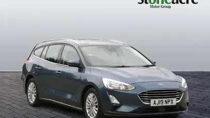 Used Ford Focus Titanium 125 HP (91 kW) 2019 Blue Estate