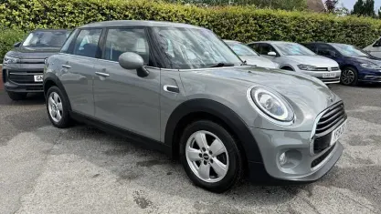 Used Mini Cooper Classic 136 HP (100 kW) 2020 Hatchback