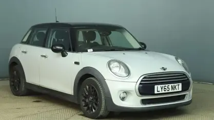 Used Mini Cooper Hatch 136 HP (100 kW) 2016 Silver Hatchback