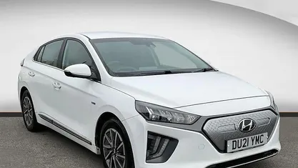 Used Hyundai Ioniq Premium 100 kW (136 HP) 2021 White Hatchback