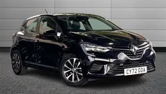 Diamond black Used 2023 Renault Clio V Evolution Hatchback | £12,695 (Good price)