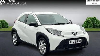 Used Toyota Aygo X PURE 72 HP (52 kW) 2025 SUV