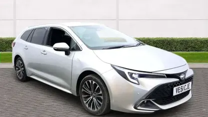 Used Toyota Corolla Design 140 HP (102 kW) 2026 Estate