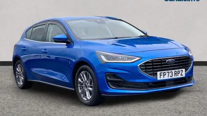 Used Ford Focus Titanium 155 HP (114 kW) 2023 Blue Hatchback