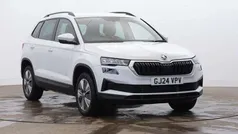 White Used 2024 Skoda Karoq SE Drive SUV | £23,649 (Fair price)