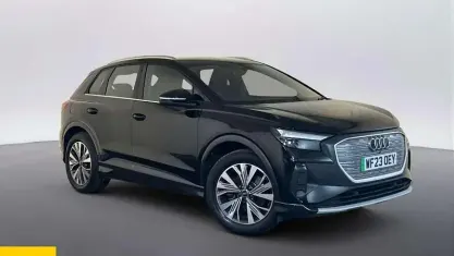 Usado Audi Q4 e-tron Sport 125 kW (170 CV) 2022 Negro SUV