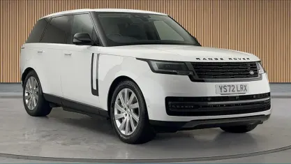 Used Land Rover Range Rover SE 441 HP (324 kW) 2022 Ostuni pearl white SUV