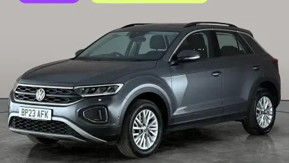 Used VW T-Roc Life 110 HP (80 kW) 2023 Grey SUV