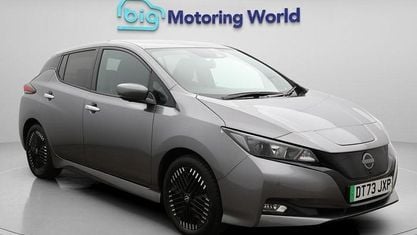 Usado Nissan Leaf N-Connecta 110 kW (150 HP) 2024 Cinzento Citadino