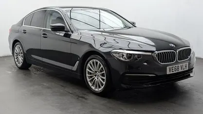 Used 2019 BMW 530e Sedan | £15,250 (Fair price)