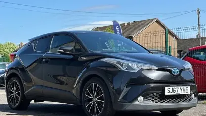 Used Toyota C-HR 122 HP (89 kW) 2017 Black SUV
