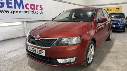 Used Skoda Rapid SE 105 HP (77 kW) 2015 Red Hatchback