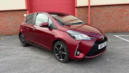 Used Toyota Yaris Design 111 HP (81 kW) 2017 Hatchback