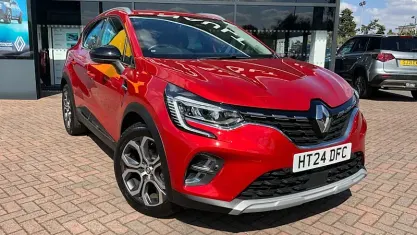 Used Renault Captur Techno 91 HP (66 kW) 2024 Red SUV