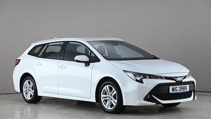 Begagnad Toyota Corolla 184 HK (135 kW) 2022 Vit Kombi