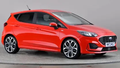Used Ford Fiesta ST-Line X 125 HP (91 kW) 2023 Red Hatchback
